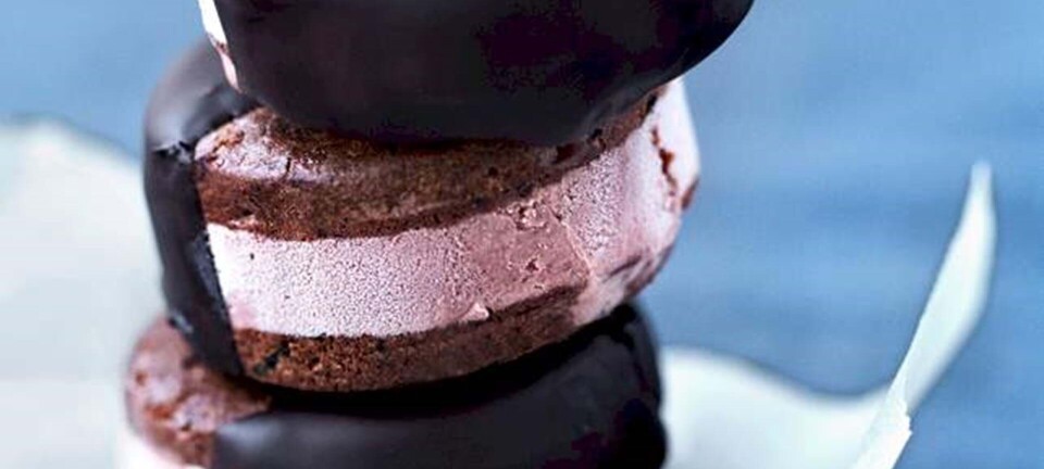 Double chocolate-issandwich