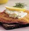 Stegte fiskefileter med hjemmerørt remoulade