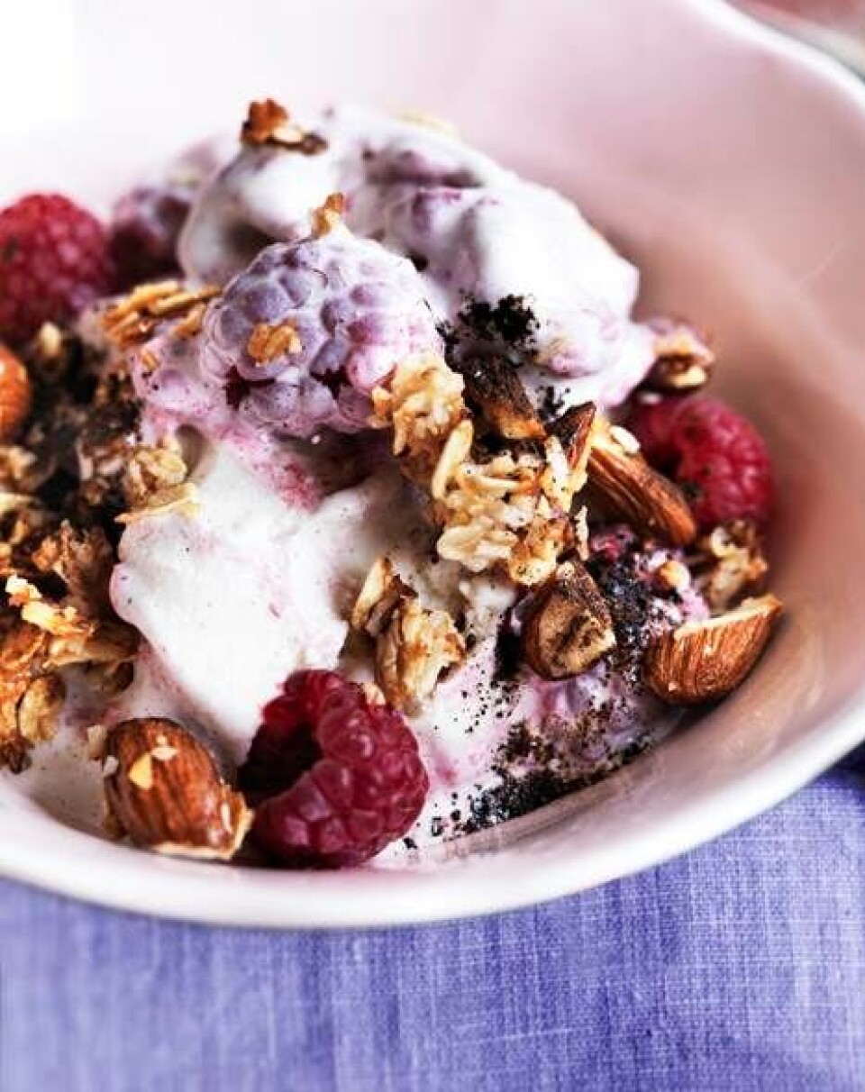 Sundae med sprød granola