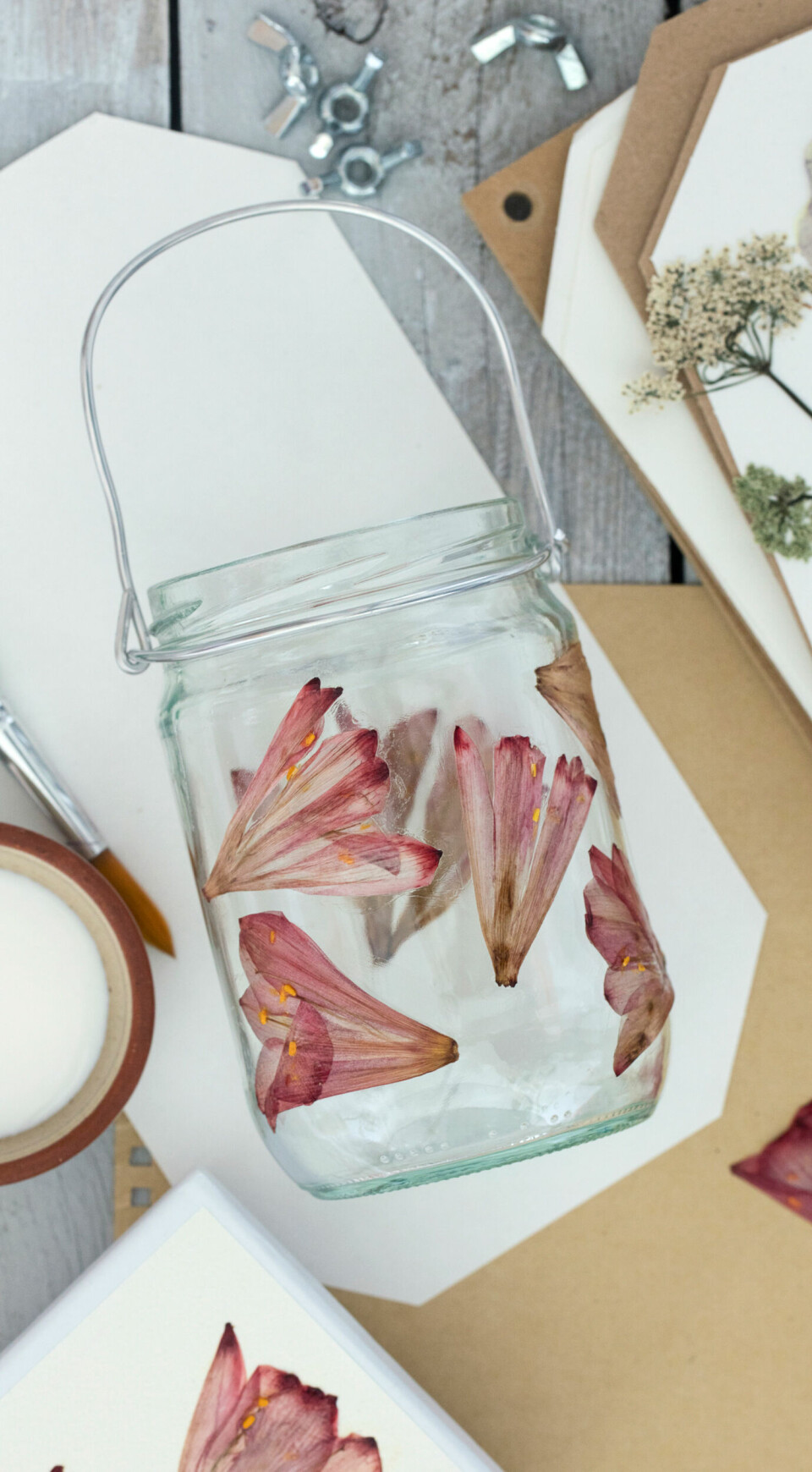 Lanterne med blomster