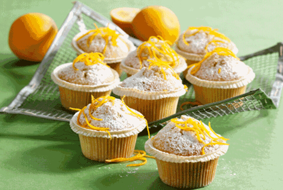 Muffins med appelsin og kardemomme