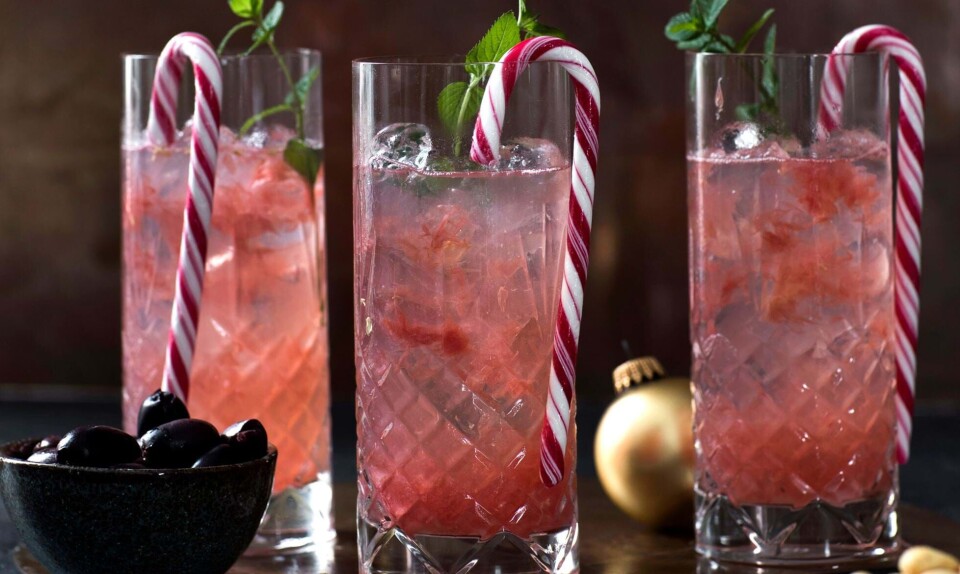 G&T med pink grape og sukkerstok
