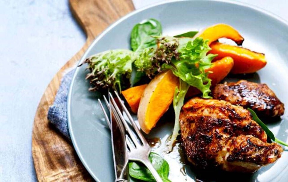 Opskrift på chilikylling med bagte græskar og salat