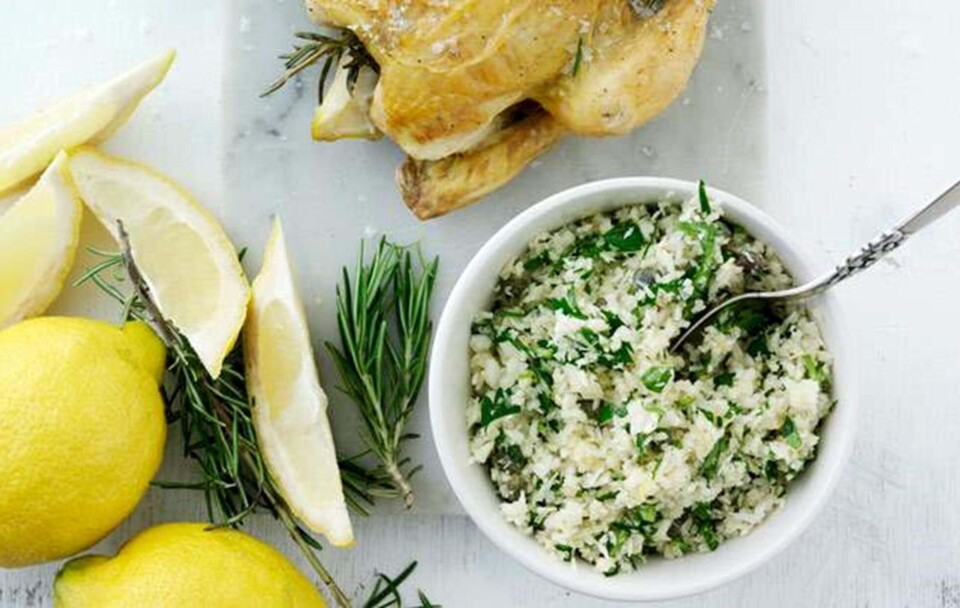 Cremet hvidkålscouscous & ovenstegt kylling