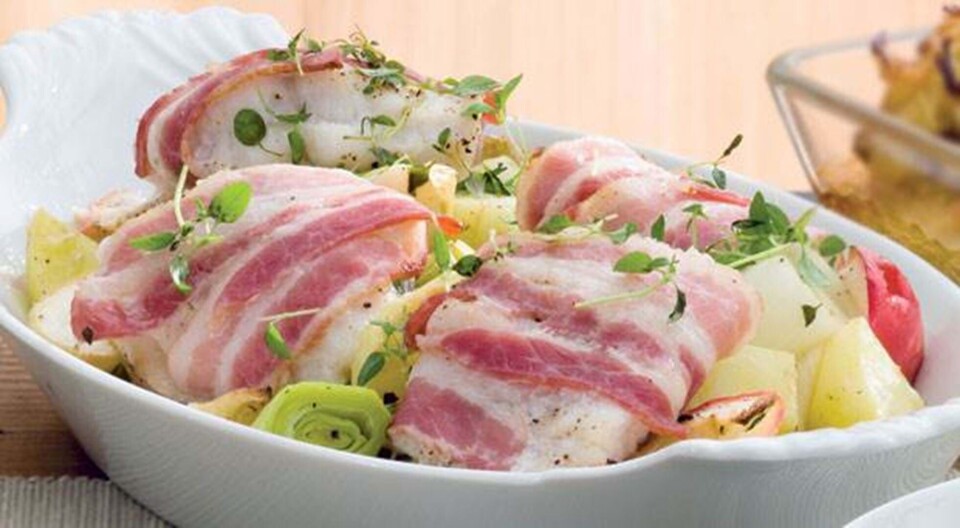 Torskefilet med bacon og porrer