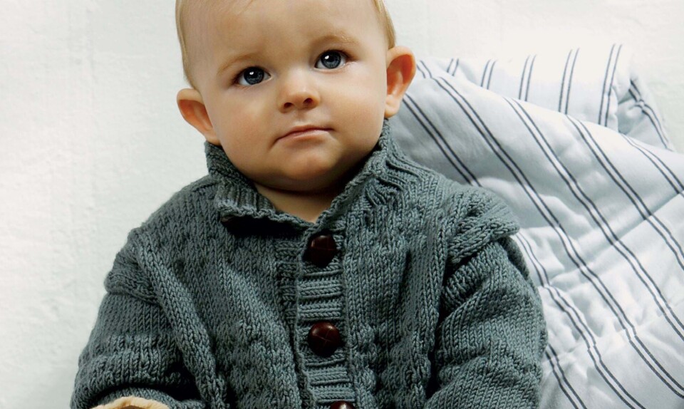 Strikkeopskrift: Flot sømandstrøje fra Hendes Verden