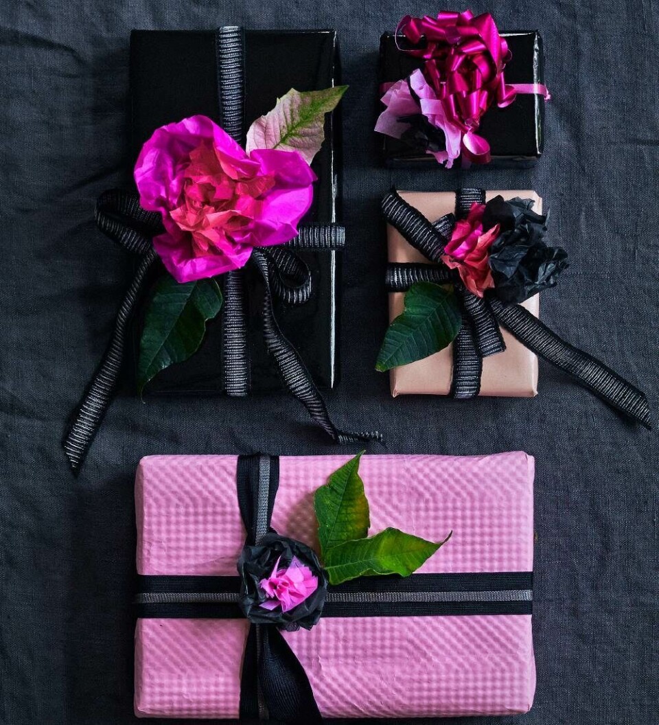 Lad dig inspirere af julestjernernes farver og former til dine julegaver.