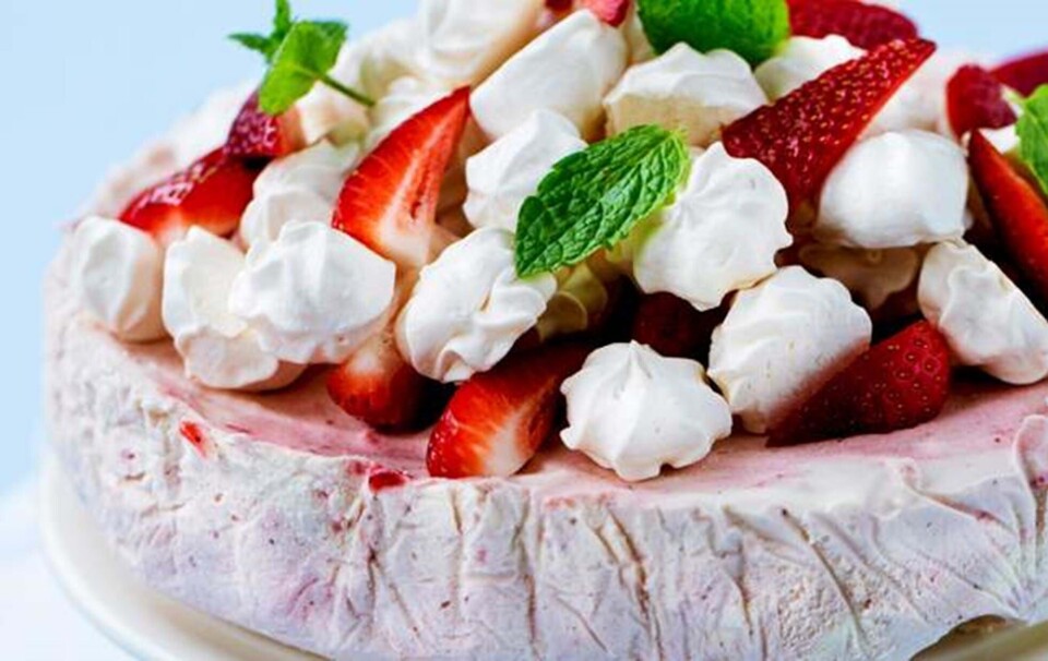 Jordbæris med marengskys