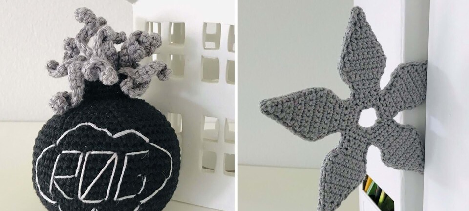 Hæklet kastestjerne og røgbombe til en ægte superhelt