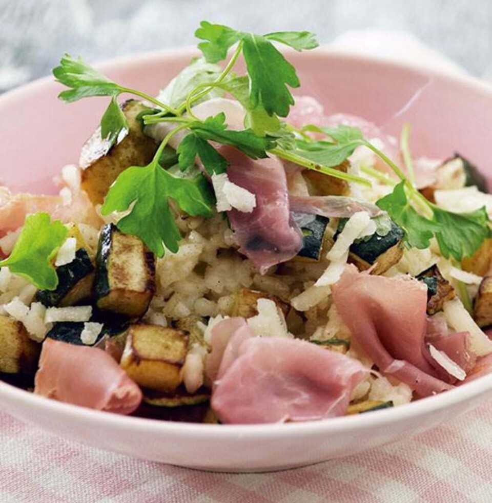 Risotto med courgette og parmaskinke
