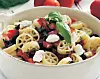 Pasta- og tomatsalat