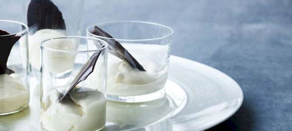 Hvid chokolademousse med Earl Grey og honning