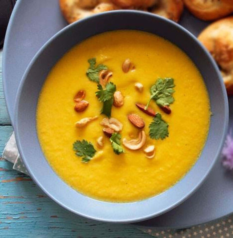 Ristet rodfrugtsuppe