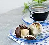 Is-petit fours