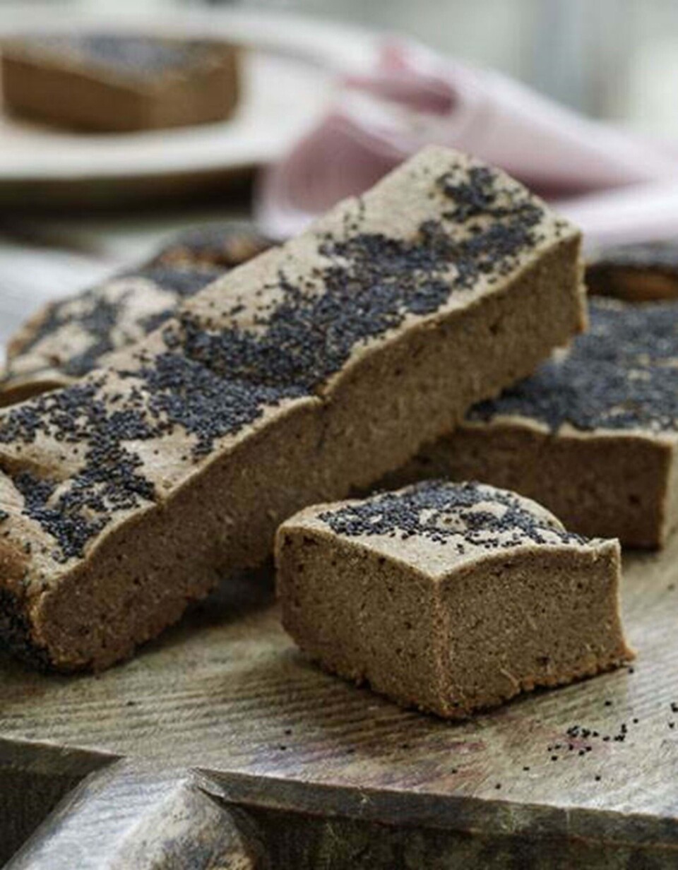 Rugbrød med blå birkes