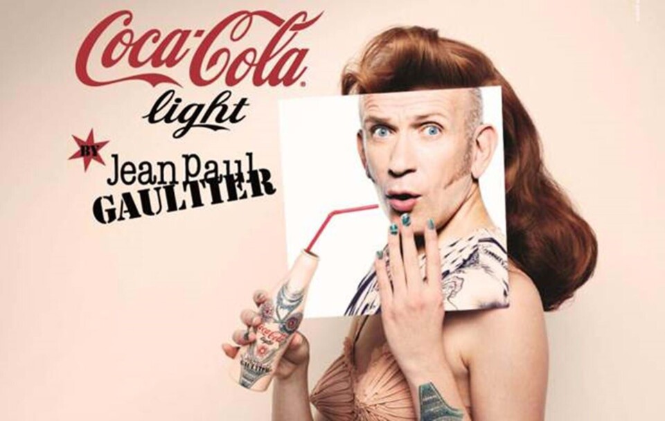 Jean Paul Gaultier tatoverer Coca-Cola Light