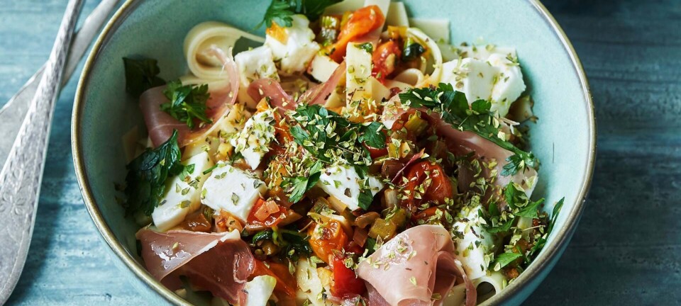 Pasta med parmaskinke og mozzarella