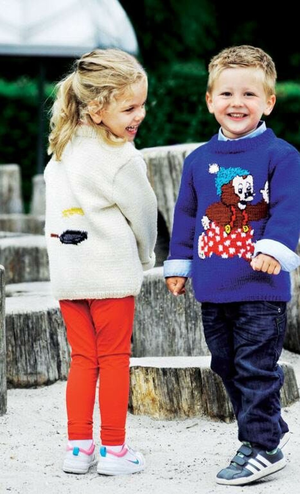 Strik en fin Rasmus Klump sweater til de mindste
