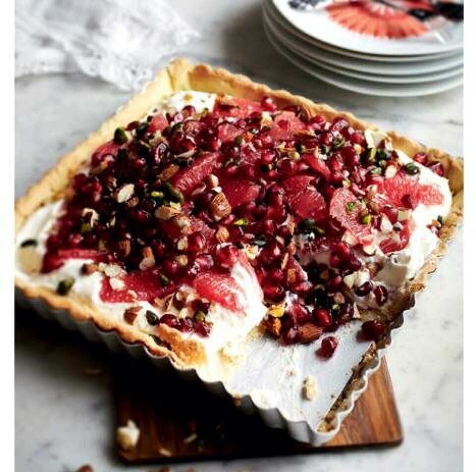 Tærte med granatæble, pistacier og blodgrape