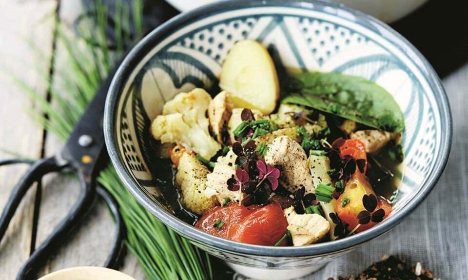One pot cooking med svinekød