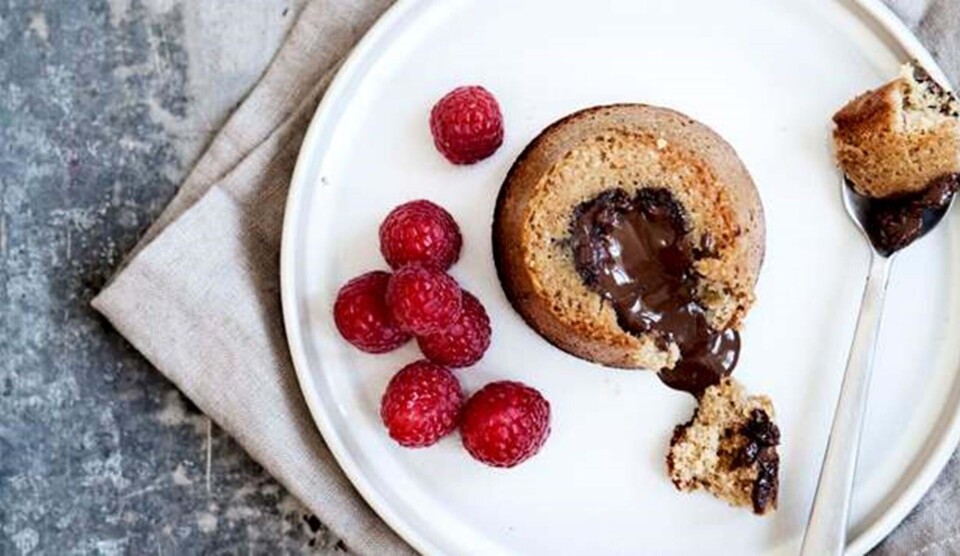 Muffins: Hasselnøddemuffins med nutella-hjerte Opskrift på hasselnøddemuffins med nutella-hjerte