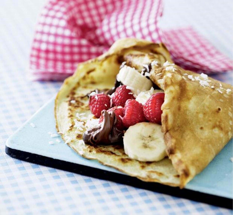 Pandekager med nutella, kokos og frugt