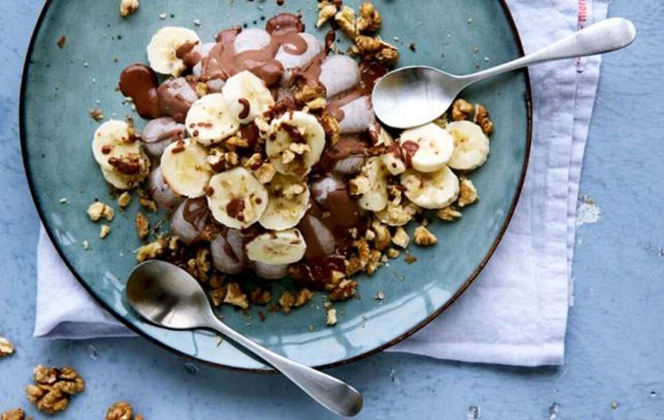 Overdådig yoghurtbananis