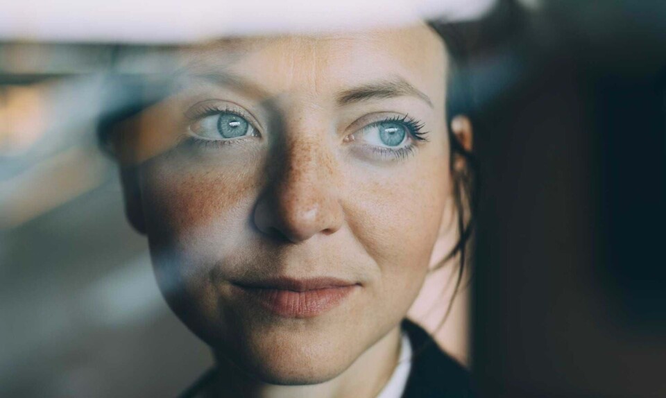 ”Min mor straffede mig med tavshed, og det lider mine veninder under i dag”