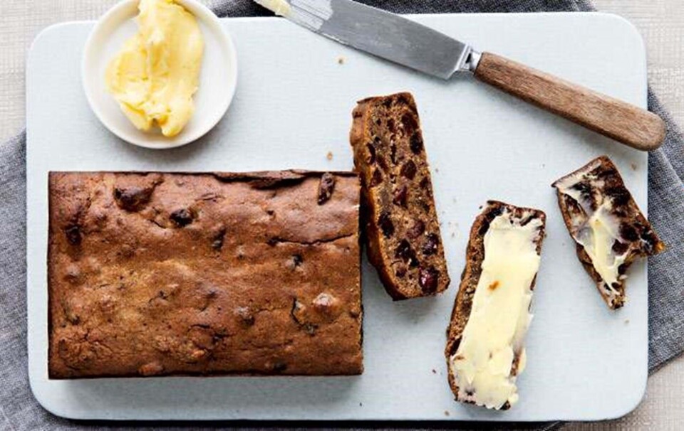 Ingefærbrød med tørret frugt