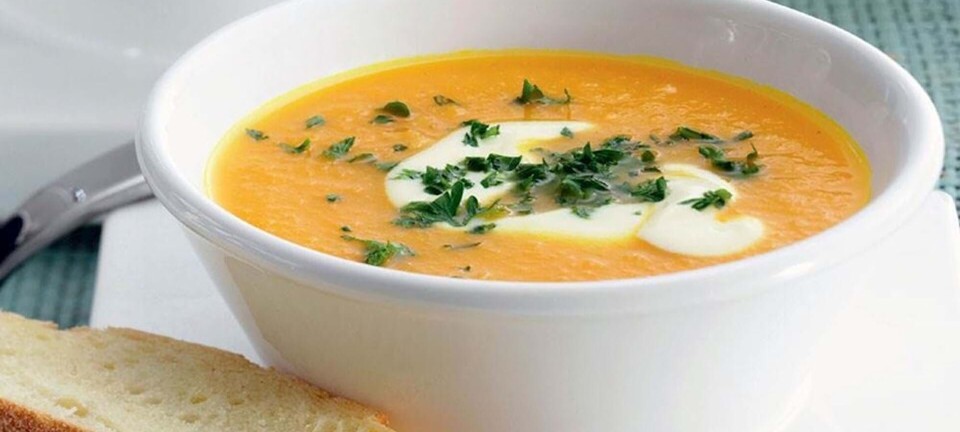 Nem gulerodssuppe med ingefær