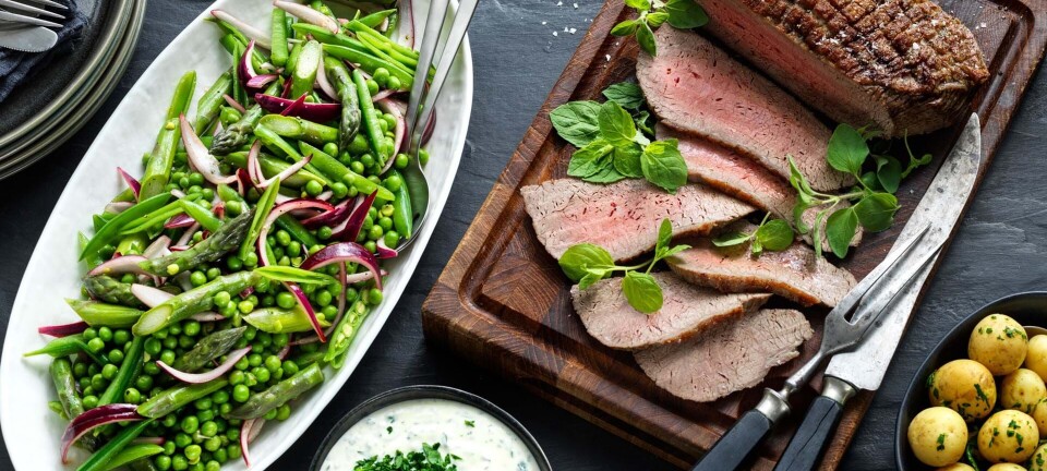 Grillstegt kalveculotte med aspargessalat