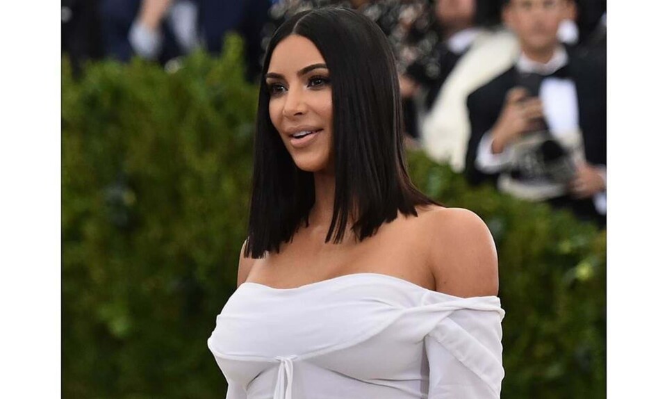 Kim Kardashian hår