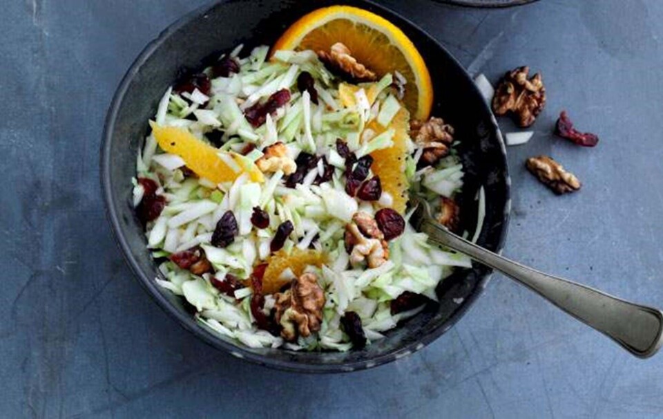 Coleslaw med appelsin-vinaigrette