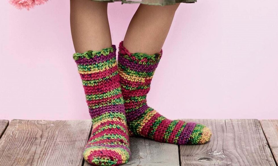 Hækl selv: Sokker i flotte farver