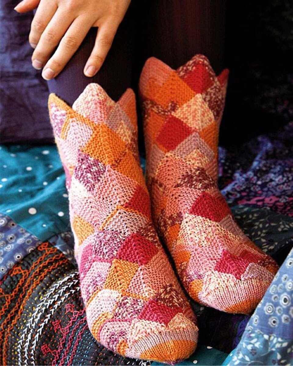 Strik selv: Strømper i dominostrik