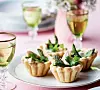 Tarteletter med grønne asparges og kylling