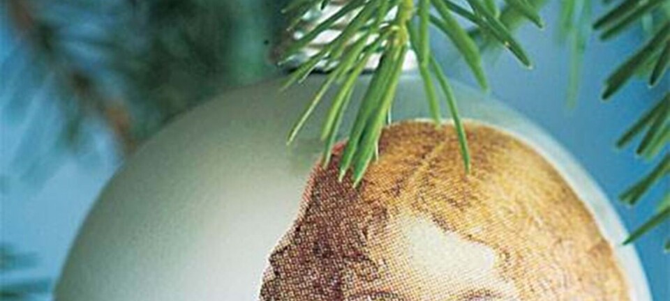 Fin julekugle med servietdecoupage