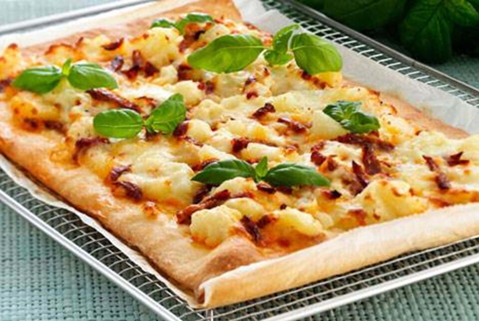 Pizza med kartoffel og chorizopølse