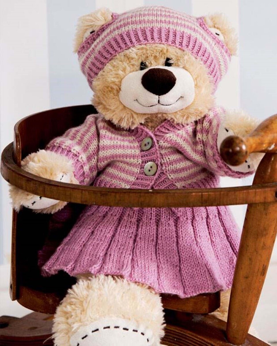 Sød nederdel, trøje og hue til Build-A-Bear fra Hendes Verden