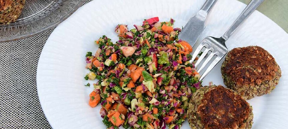 Squashfrikadeller med hasselnødder