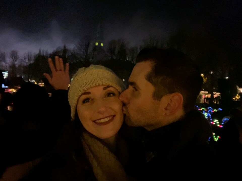 Edie and Curtis New Years kiss.jpg