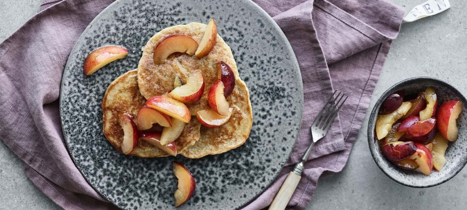 Mindre madspild: Havregrødspandekager med blommer