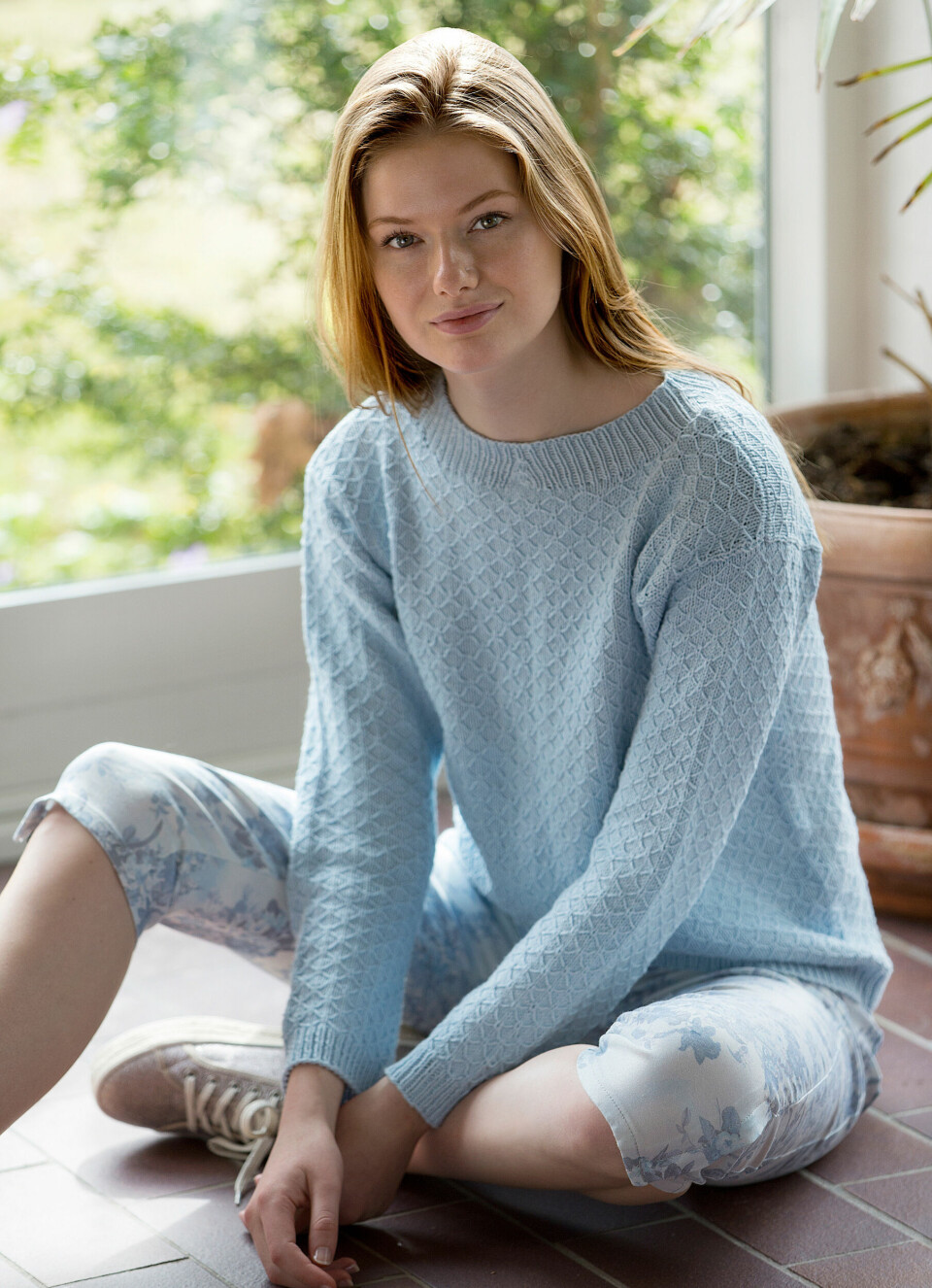 Bluse med sommerfuglemønster