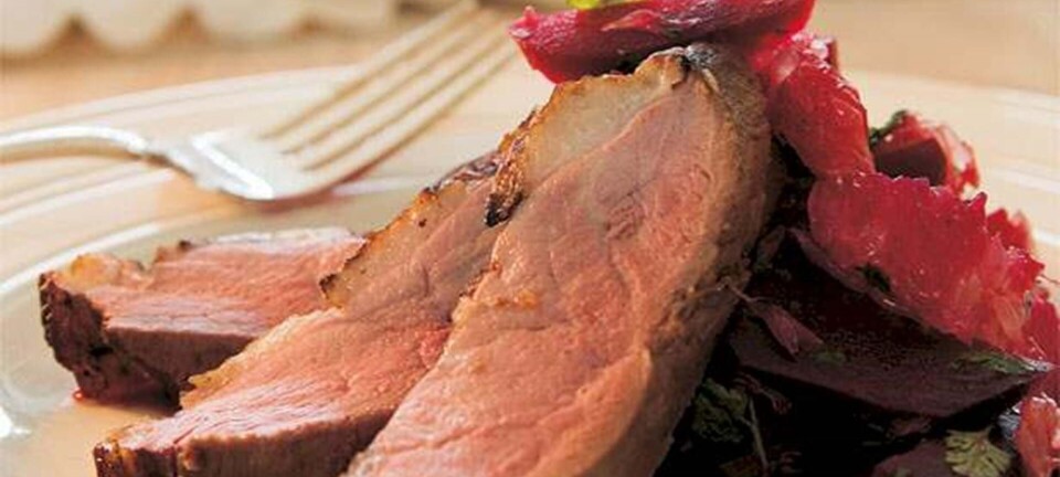 Andebryst med rødbede-grapefrugt-salat