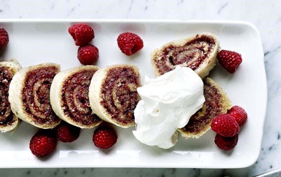 Hindbærroulade med mandelmel