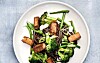 Stir fry med broccoli, bønner og tofu