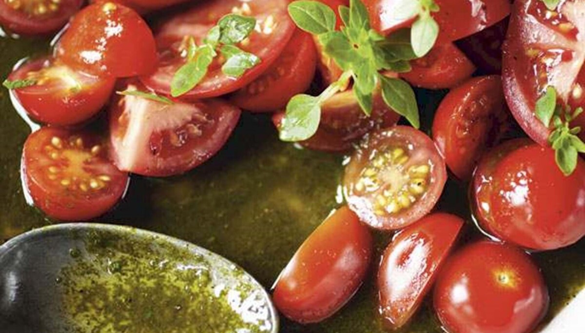 Opskrift: Tomatsalat - ALT.dk