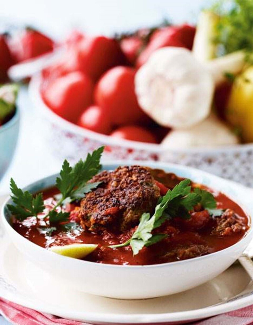 Græske frikadeller i tomatsauce