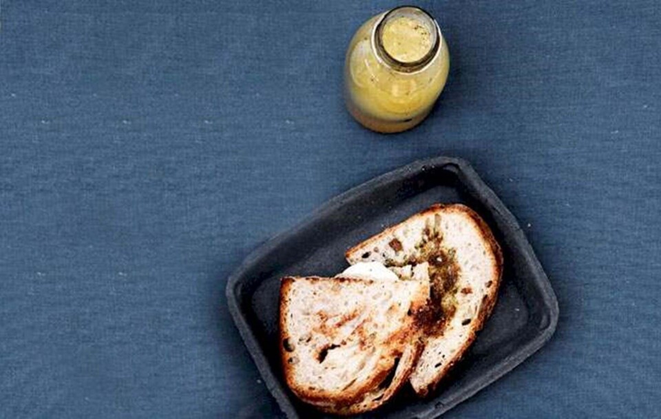 Brunch opskrift 300 kr.: Sandwich og danskvand med sirup