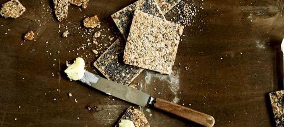 Knækbrød med birkes og sesam